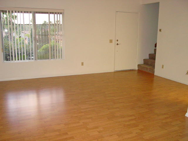 floor, view 1